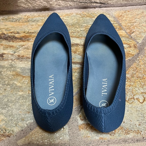 Vivaia Navy Blue Pointed Toe Ballet Flats EU 39 US Size 8.5 - Picture 10 of 12